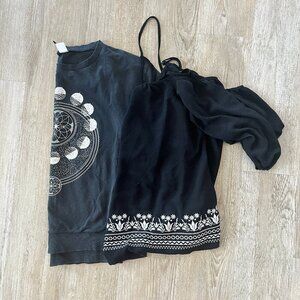 Womens Bundle of 2 Tops - L